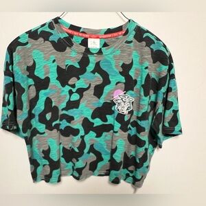 STAR WARS (DISNEY) BABY YODA CROP TOP LARGE CAMOUFLAGE CAMO T SHIRT CROPPED